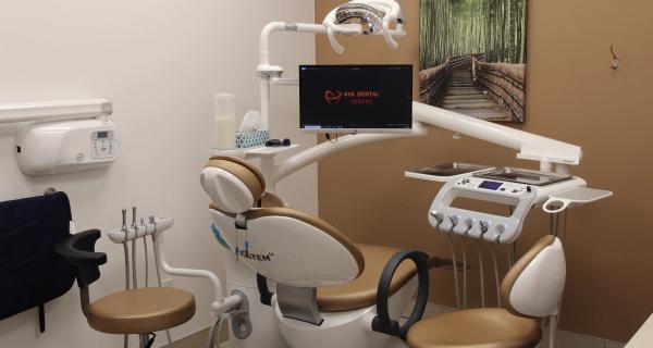 MapleLeaf Smile Dentistry - Aya